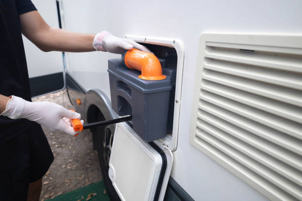 Porta potty delivery and setup in North Springfield, VA